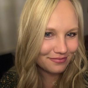 Meet your Posher, Erika